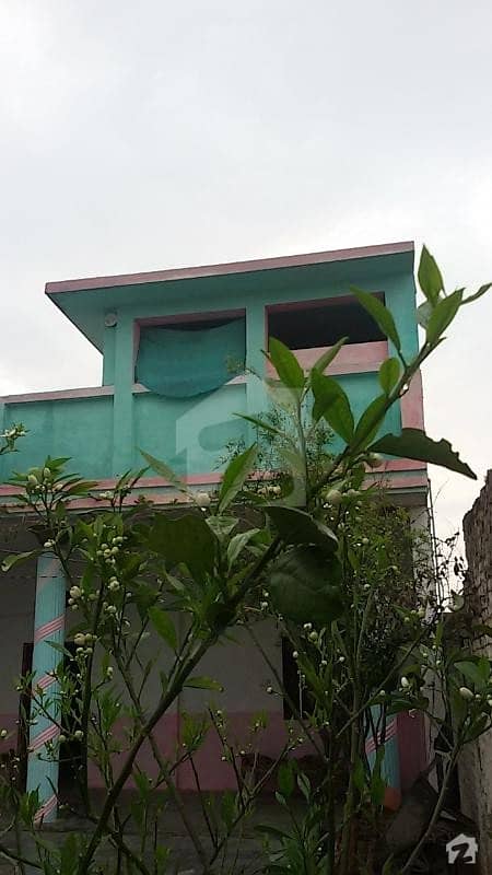 نوشہرہ ۔ مردان روڈ نوشہرہ میں 5 کمروں کا 12 مرلہ مکان 32 لاکھ میں برائے فروخت۔