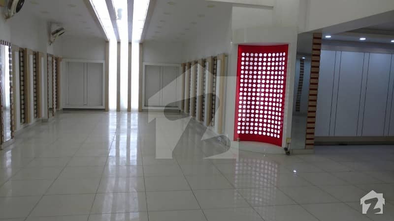 6300 Sq. Feet Commercial Show Room Available For Rent In North Nazimabad - Block D