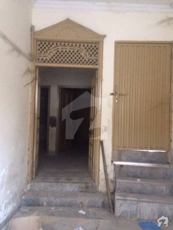 فاروق اعظم روڈ راولپنڈی میں 4 کمروں کا 3 مرلہ مکان 58 لاکھ میں برائے فروخت۔