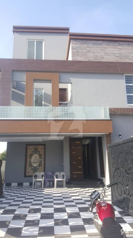 BRAND NEW BEAUTIFUL DOUBLE UNIT HOUSE IS AVAILABLE FOR SALE IN BAHRIA TOWN LAHORE