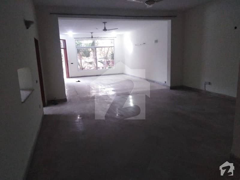 1 Kanal Lower Portion Is Available For Rent At Prime Location 1 Kanal Lower Portion Is Available For Rent At Prime Location
