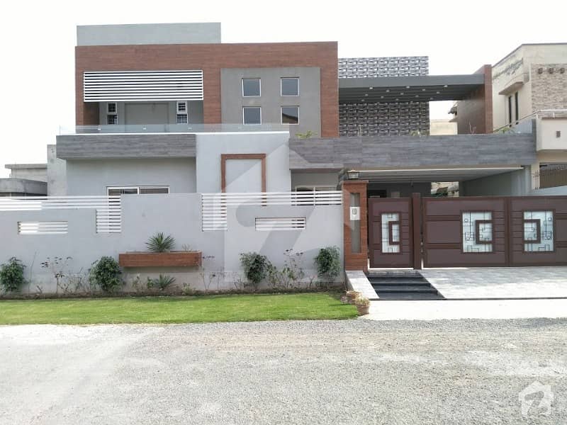 Kanal brand new Awesome bungalow is available for urgently sale