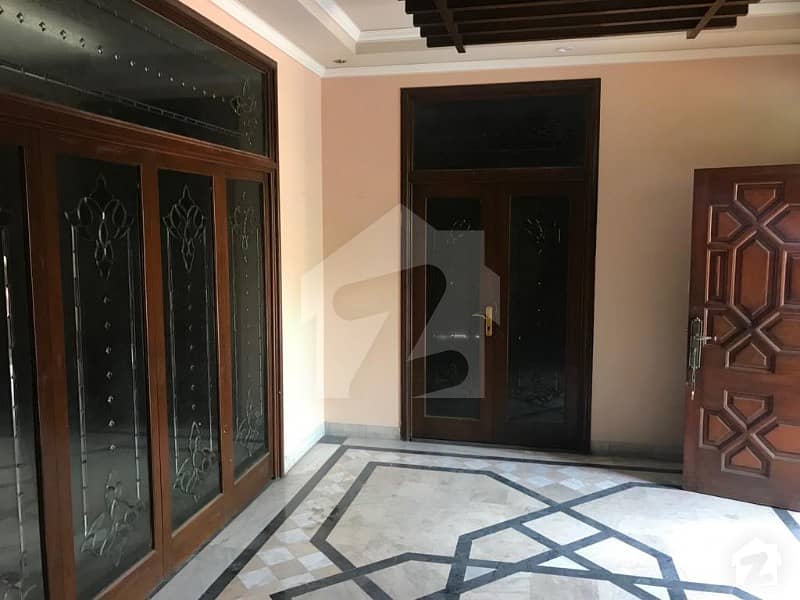37 Marla Beautiful House For Rent At Beautiful Location In Shah Jamal Lahore