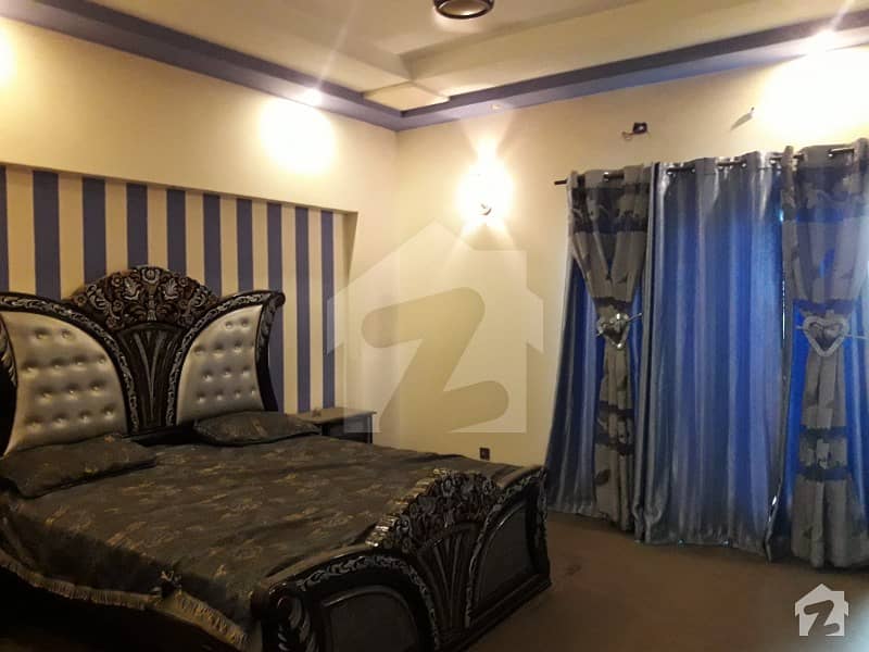 12 marla tiles flooring double story house 5 bed rooms gated area