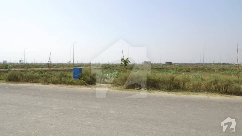 Near Park And School On 70 Feet Road 1 Kanal  Residential  Plot  Is  For  Sale