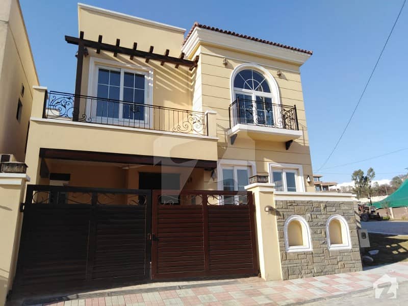 Beautiful House Available For Sale