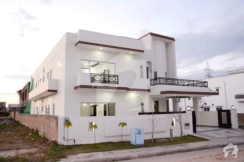 Duoble Unit  Beautiful House For Sale