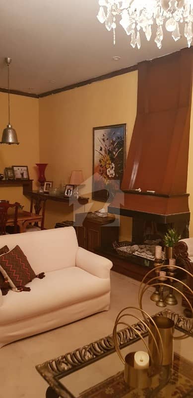 ڈی ایچ اے فیز 3 ڈیفنس (ڈی ایچ اے) لاہور میں 4 کمروں کا 8 مرلہ مکان 2.1 کروڑ میں برائے فروخت۔