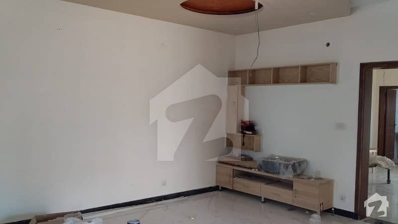 10 Marla Brand New Beautiful House For Sale 10 Marla Brand New Beautiful House For Sale