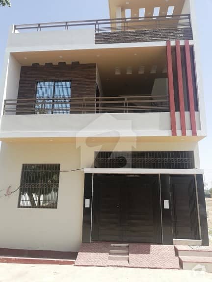 گلشنِ معمار - سیکٹر آر گلشنِ معمار گداپ ٹاؤن کراچی میں 4 کمروں کا 5 مرلہ مکان 1. 35 کروڑ میں برائے فروخت۔