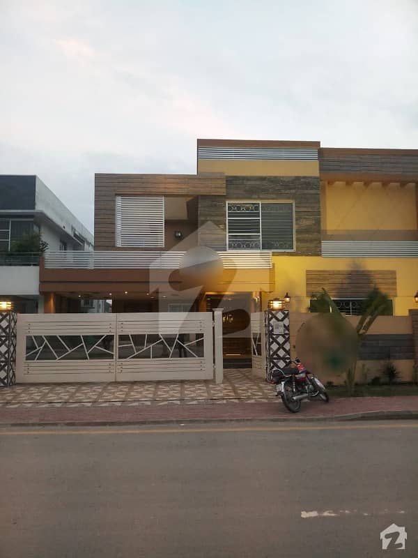 Brand New 1 Kanal Luxury House For Sale In Jasmine Block Sec C Bahria Town Lahore