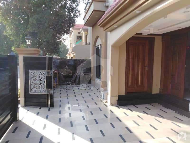 Brand New 10 Marla House For Rent In Gulbahar Block