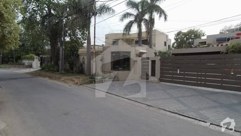 2 Kanal 12 Marla Complete Double Unit House Is Available For Sale At Gulberg 2