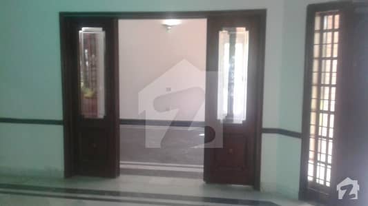Single Story 1 Kanal Bungalow For Rent In DHA Lahore