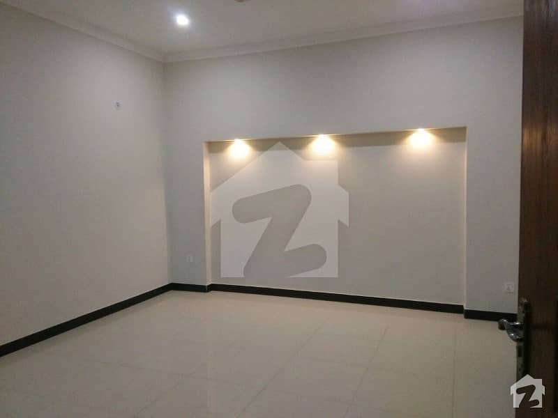 Single Story 1 Kanal 3 Beds House For Rent In DHA Lahore