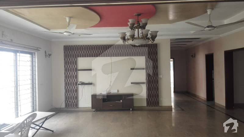1 Kanal House For Sale Available Prime Location N Block  Phase 1