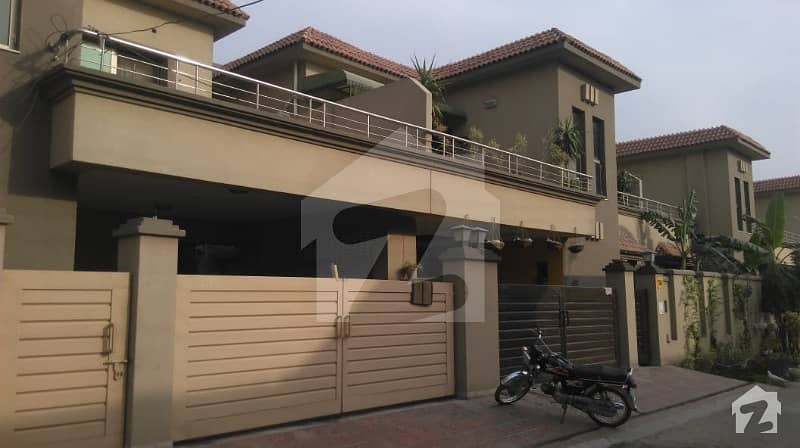 10 Marla 4 Bed Room House In Sector B Askari 11 Lahore Is For Sale