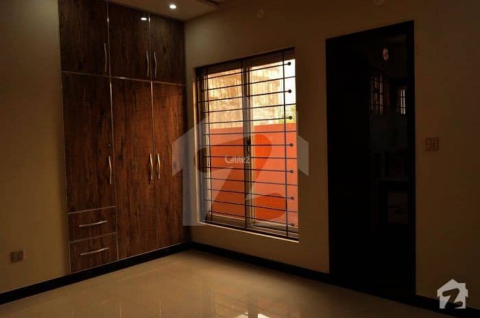 I-8/2 60x90 Single Storey House For Sale I-8/2 60x90 Single Storey House For Sale