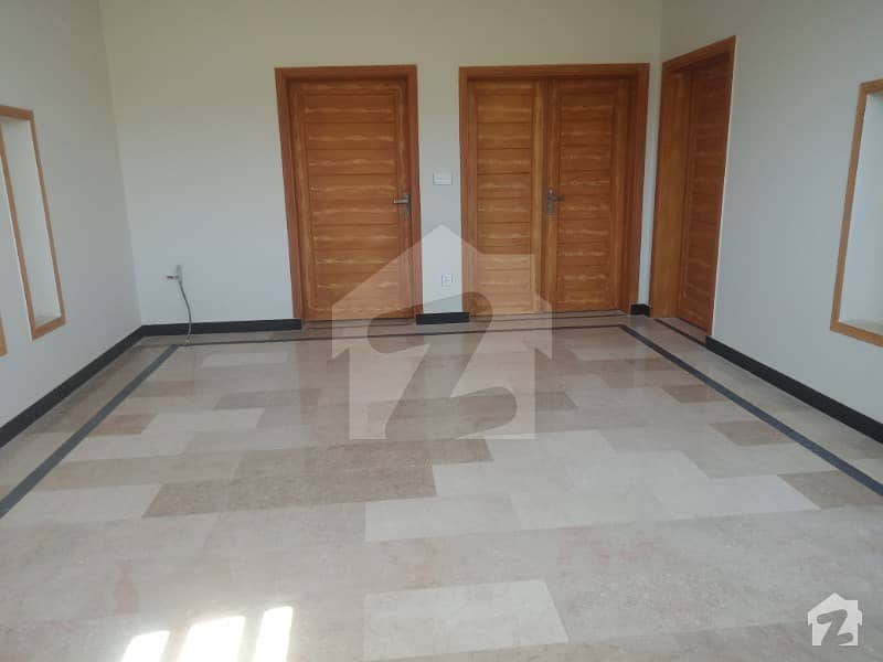 11 Marla House Available For Sale In Banigala