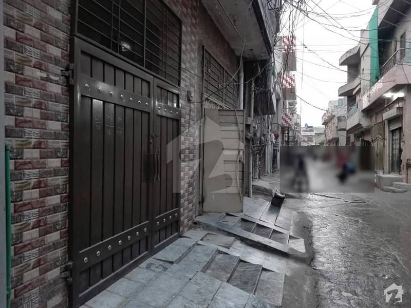 Double Storey Prime Location House For Sale College Road, Lahore ID15422266