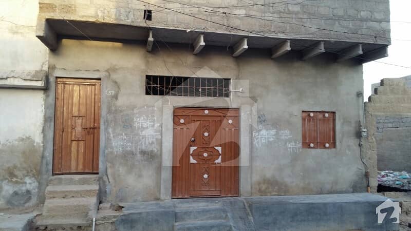 خدا کی بستی کراچی میں 5 کمروں کا 3 مرلہ مکان 25 لاکھ میں برائے فروخت۔