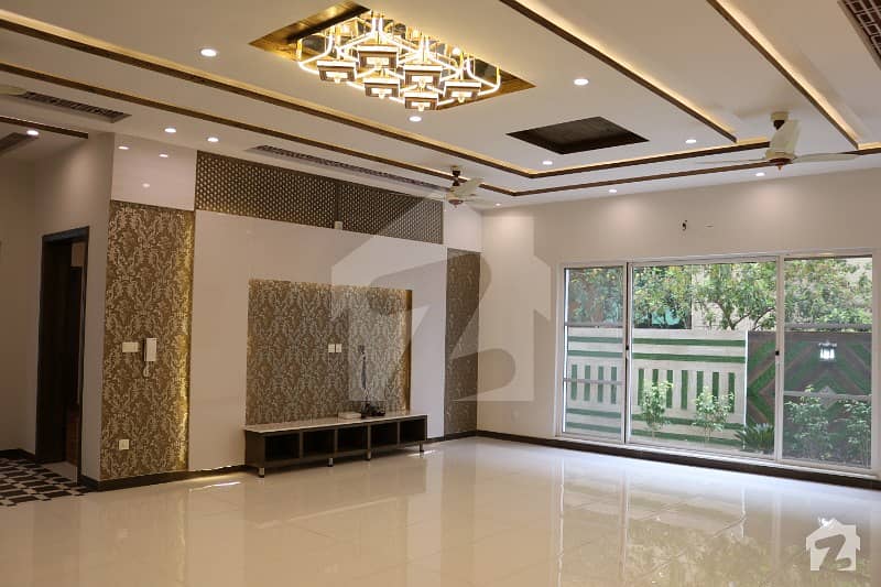 واپڈا ٹاؤن فیز 1 واپڈا ٹاؤن لاہور میں 6 کمروں کا 2 کنال مکان 6.9 کروڑ میں برائے فروخت۔