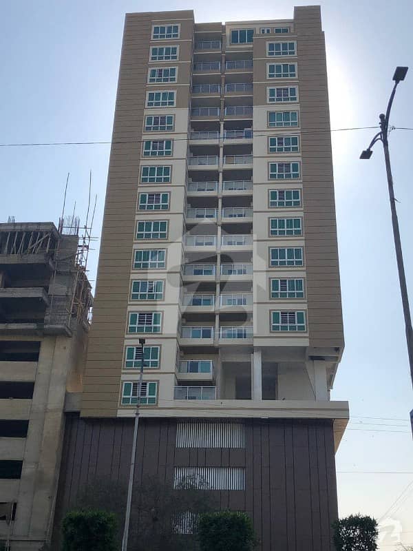 شاہراہِ فیصل کراچی میں 3 کمروں کا 9 مرلہ فلیٹ 3.25 کروڑ میں برائے فروخت۔