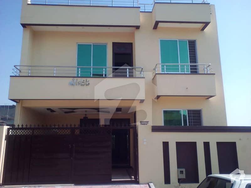 Ideal Location House For Sale Reasonable Price
