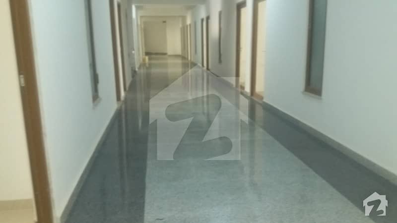 I-8 Markaz 836 Sq Ft 1st Floor Brand New Office With 2 Wash Rooms For Sale 300 Lac Final