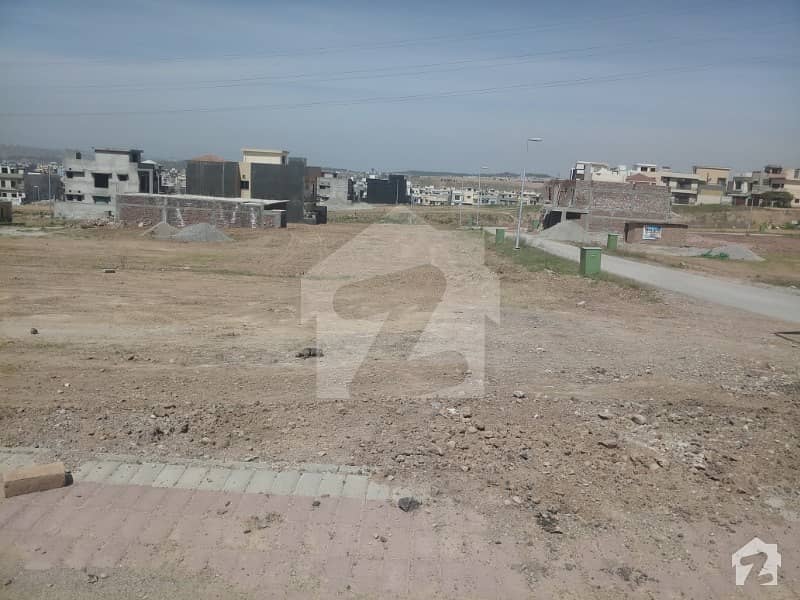 Umer Block Plot No 1257 Corner Plot Is Available For Sale Bahria Town ...