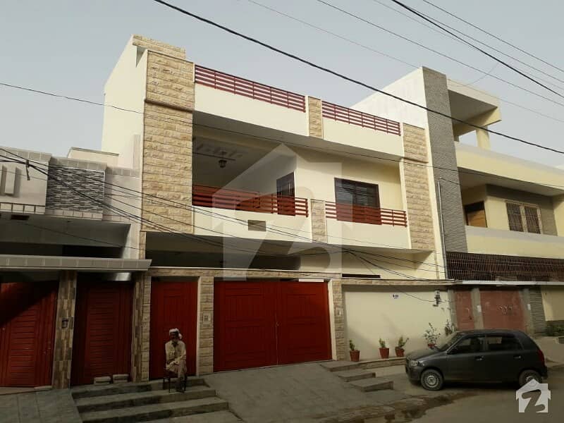 سعدی روڈ کراچی میں 6 کمروں کا 10 مرلہ مکان 2. 65 کروڑ میں برائے فروخت۔