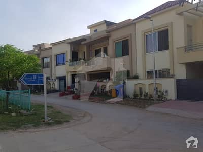7 Marla Double Unit house for sale in Bahria town phase 8 Abu bakar block 7 Marla Double Unit house for sale in Bahria town phase 8 Abu bakar block