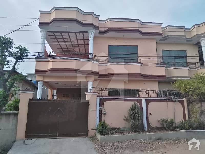 House Upper Portion Available For Rent In New Lalazar New Lalazar