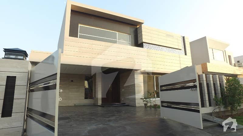 Prime Location Designer One Kanal Bungalow Direct Approach From Mb Must Once Visit