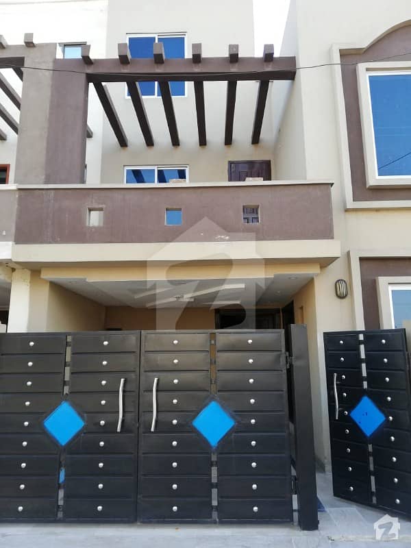 5 Marla Excellent Condition Double Storey Ideal Located Beautiful House Available For Sale