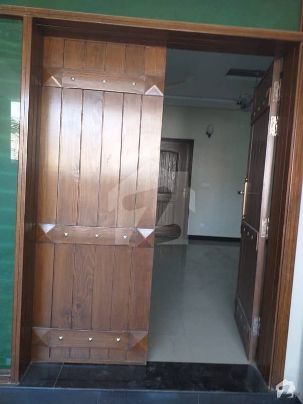 ایڈن کاٹیج 1 ایڈن لاہور میں 4 کمروں کا 7 مرلہ مکان 65 ہزار میں کرایہ پر دستیاب ہے۔
