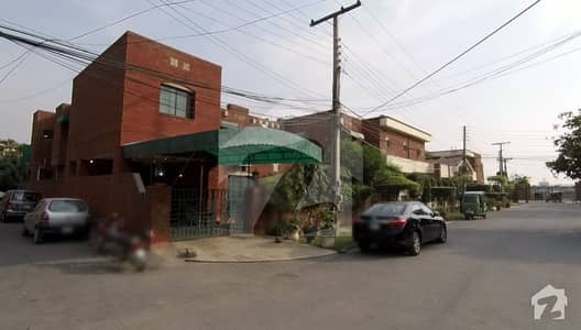 10 Marla 4 Bed Beautiful Corner House In Fort Villas Defence Lahore