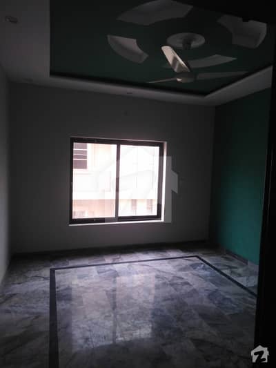 apartment available for rent in bani prime location first floor