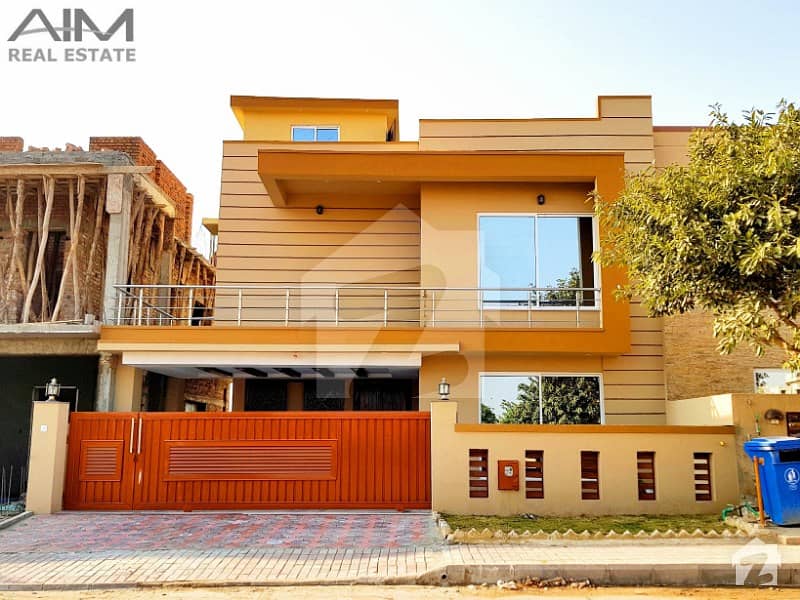 Excellent 10 Marla House In Bahria Town For Sale