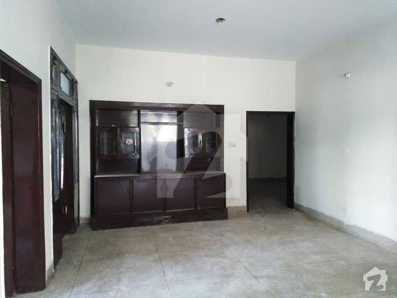 8 Bed Rooms Full House Available For Rent In Nishtar Block