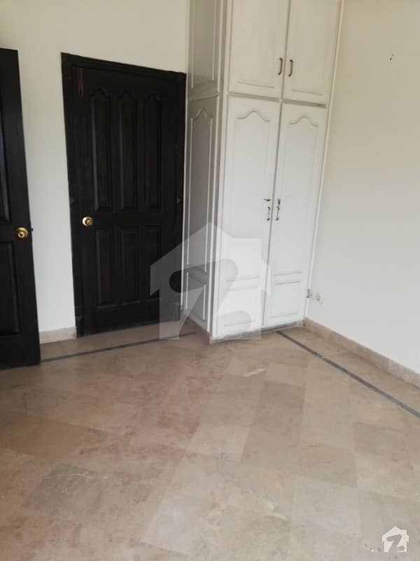 4 Marla 2nd Floor  Flat Available For Rent In Dha Phase 4 Dd Block