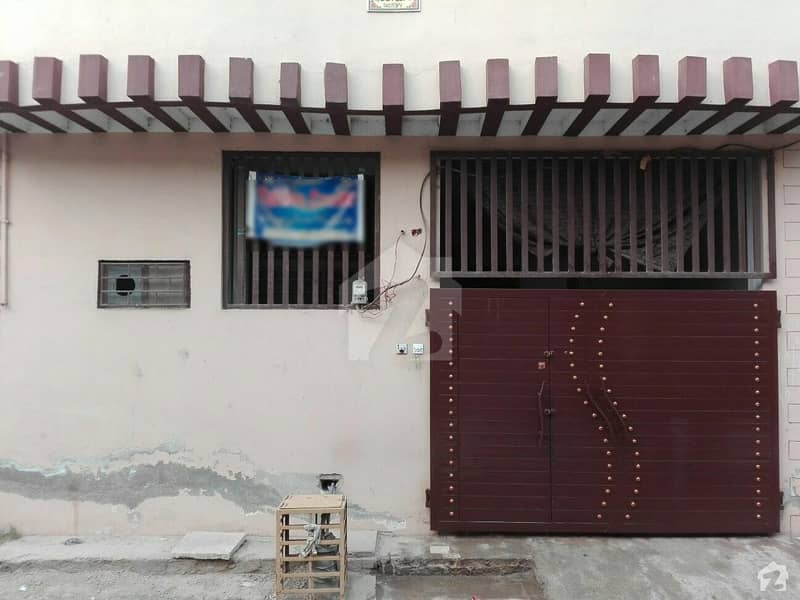 House Is Available For Sale In Madina Colony Near Main Misriyal Road