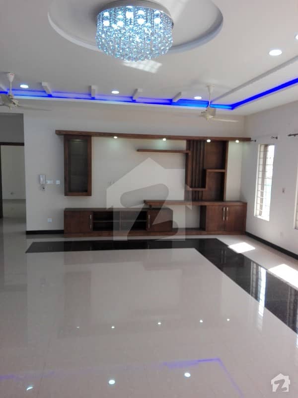 1 Kanal House For Rent In Lower Ground Portion 3 Bedroom Good Condition C Orchard Defence Phase 1