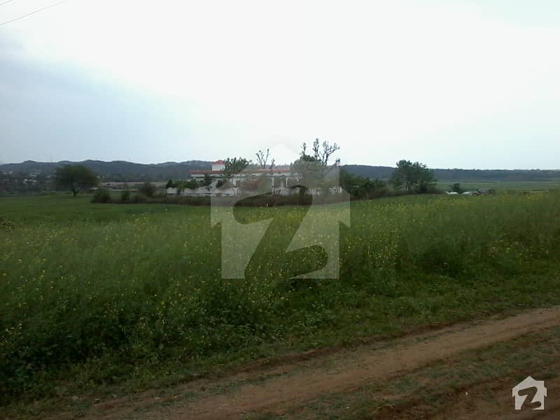 64 Kanal Land Perfect For Both Residential Or Agricultural Use