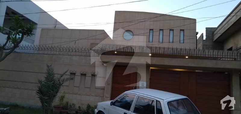 گلشنِ کنیز فاطمہ سکیم 33 کراچی میں 16 مرلہ مکان 3. 2 کروڑ میں برائے فروخت۔