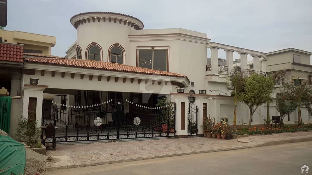 House Is Available For Sale Bahria Intellectual Village, Bahria Town