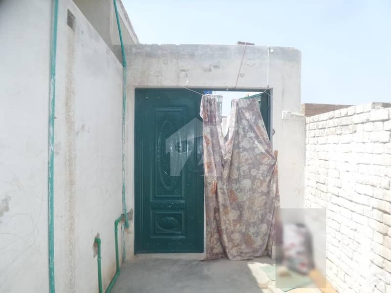 ورسک روڈ پشاور میں 7 کمروں کا 17 مرلہ مکان 1.36 کروڑ میں برائے فروخت۔