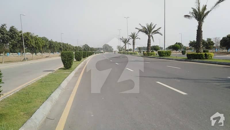 Good Location Plot For Sale In Bahria Town Lahore