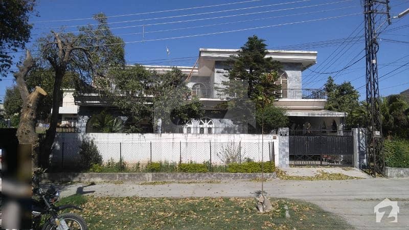Corner House Is Available For Sale In Chaklala Scheme 1