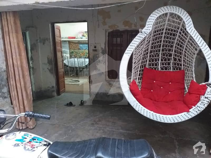 شاہ کمال روڈ لاہور میں 2 کمروں کا 3 مرلہ مکان 40 لاکھ میں برائے فروخت۔